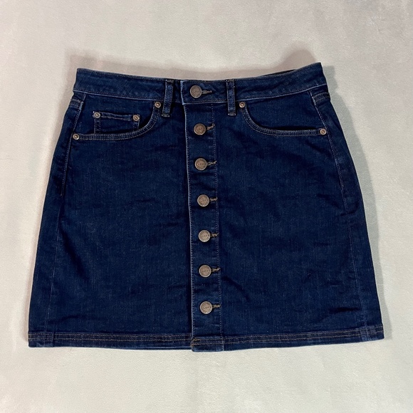 LOFT | Denim Button Up Skirt | Size 6 - Picture 1 of 7